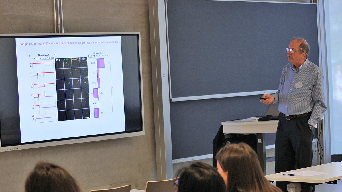 Prof. Paul A. Janmey taking part in LMSM scientific workshop “Magnetism and life” at the University of Latvia (15. – 17.05.2019.) Photo from LMSM archive.